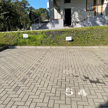 Alintoma Holiday Apartment Паланга Екстериор снимка
