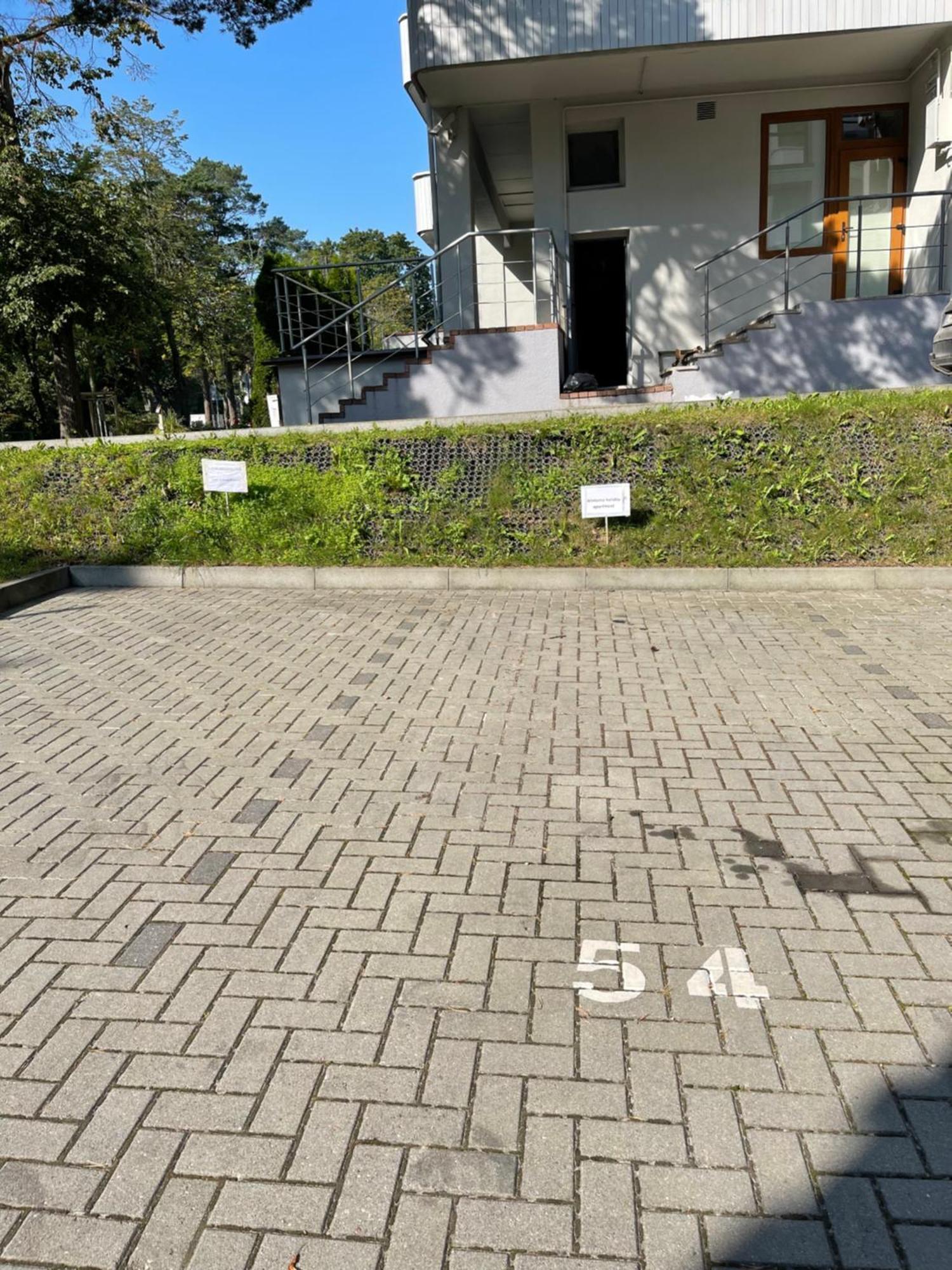 Alintoma Holiday Apartment Паланга Екстериор снимка